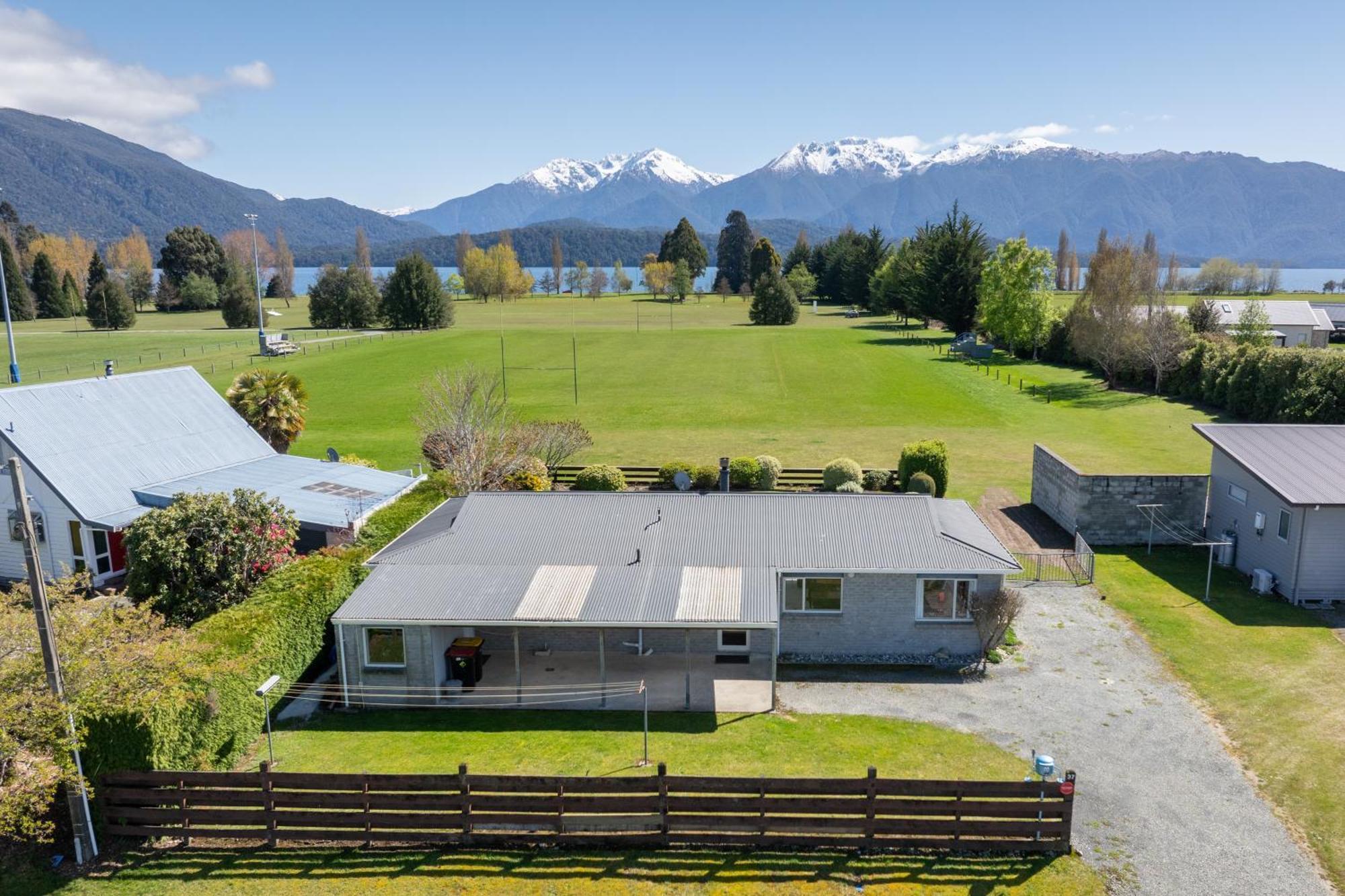 Kepler Retreat - Te Anau Holiday Home Zewnętrze zdjęcie